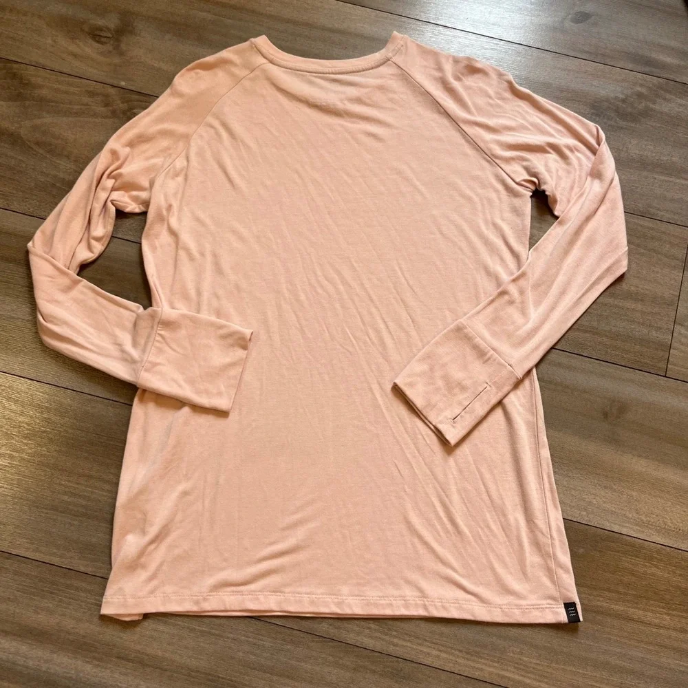 Free Fly Women Bamboo Performance Long Sleeve Shirt Peach Pink Large Bin o-74